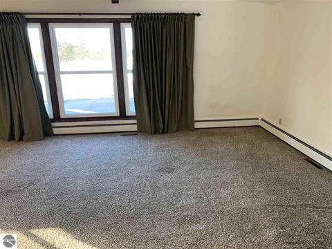 1313 N State, Ithaca, MI 48847 photo 7
