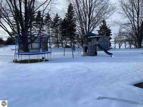 1313 N State, Ithaca, MI 48847 photo 3