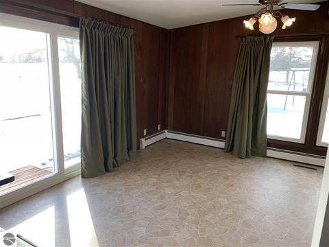 1313 N State, Ithaca, MI 48847 photo 9