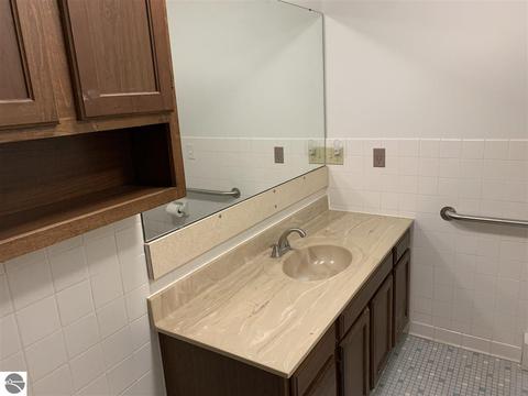 1313 N State, Ithaca, MI 48847 photo 37