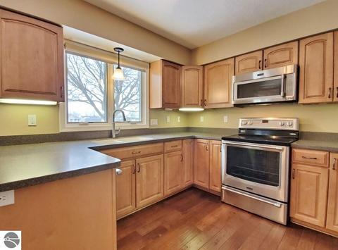 720 Westwind Ln, Ithaca, MI 48847 photo 8