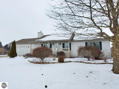 720 Westwind Ln, Ithaca, MI 48847 photo 1