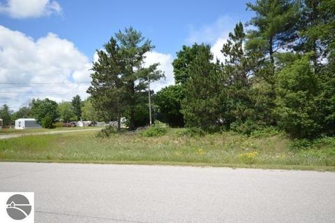 10950 Dylan Dr, Interlochen, MI 49643 photo 16
