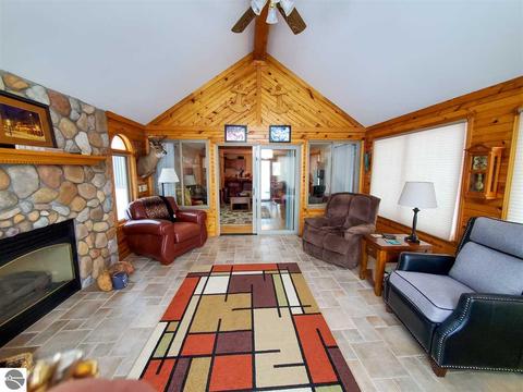 3371 Pinehurst Dr, Lake, MI 48632 photo 6