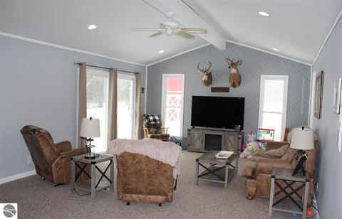 92 S Pure Rd, Shepherd, MI 48883 photo 9