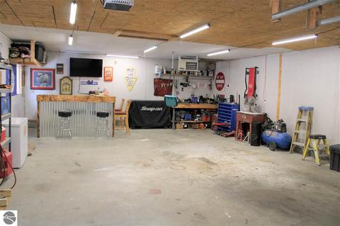 92 S Pure Rd, Shepherd, MI 48883 photo 24