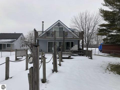 913 Augres River Dr, Au Gres, MI 48703 photo 1