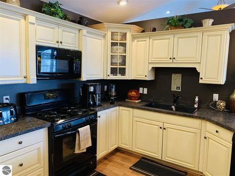 11465 E 16 Rd, Manton, MI 49663 photo 55