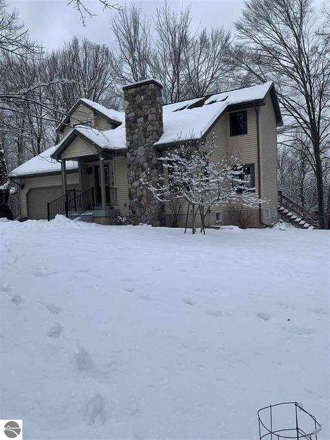 5051 E Monroe Rd, Harrison, MI 48625 photo 2