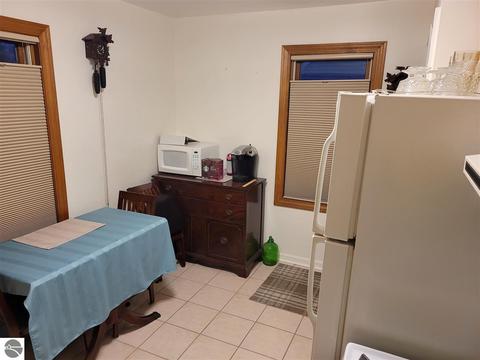 349 Bede St, Flint, MI 48507 photo 5
