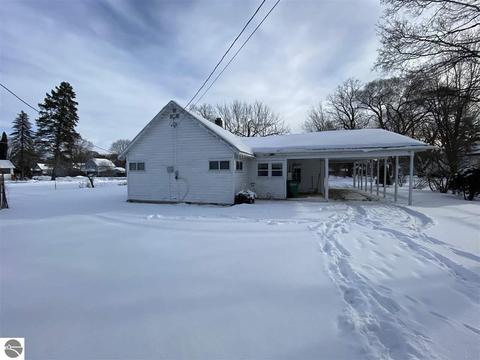 309 N Arcade St, Gladwin, MI 48624 photo 6