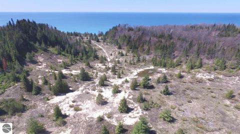 000 Grace Rd, Frankfort, MI 49635 photo 8