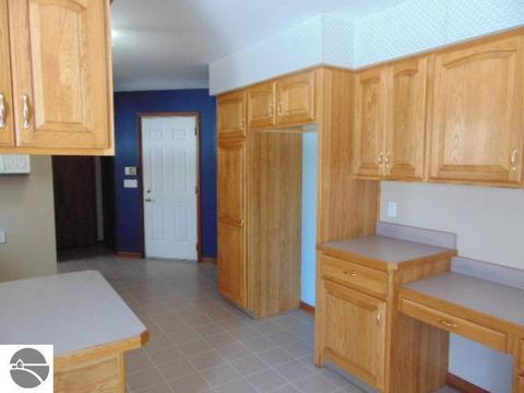 608 S Ithaca St, Ithaca, MI 48847 photo 6