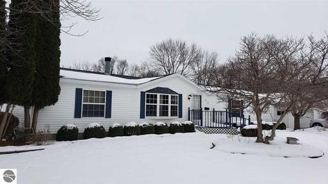 810 Ely St, Alma, MI 48801 photo 2