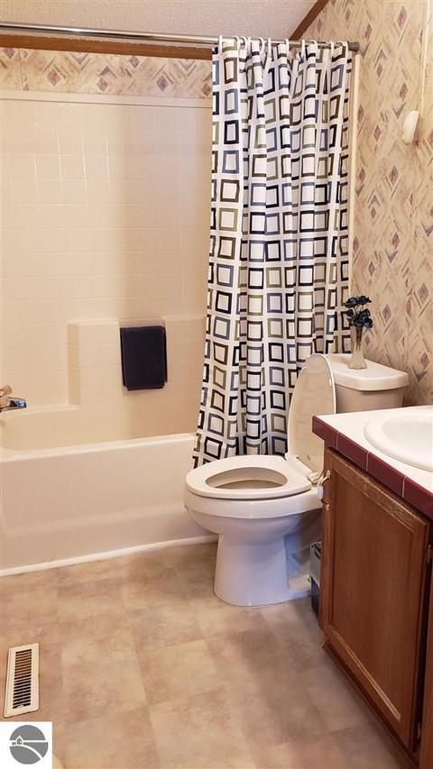 810 Ely St, Alma, MI 48801 photo 21