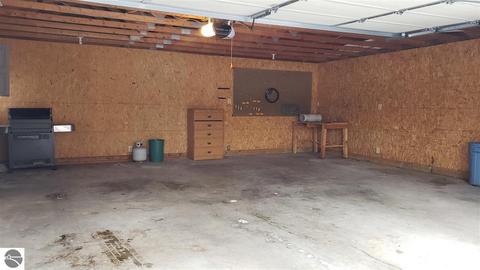 810 Ely St, Alma, MI 48801 photo 41