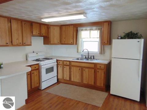 514 N Elm, Ithaca, MI 48847 photo 8