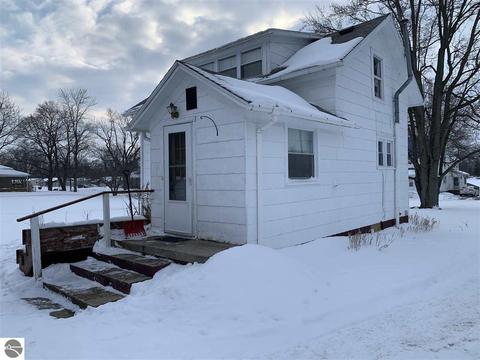 419 S Main, Ithaca, MI 48847 photo 3