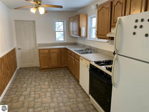 419 S Main, Ithaca, MI 48847 photo 4