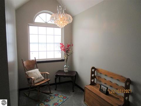 341 E Pleasant Valley Rd, Shepherd, MI 48883 photo 10