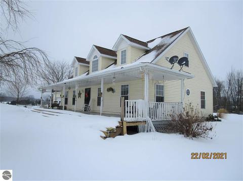 341 E Pleasant Valley Rd, Shepherd, MI 48883 photo 25