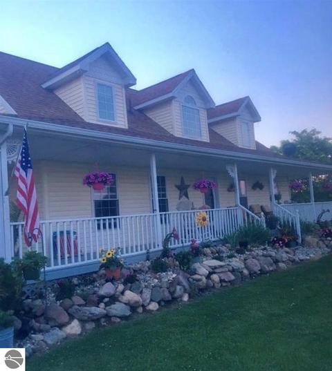 341 E Pleasant Valley Rd, Shepherd, MI 48883 photo 30