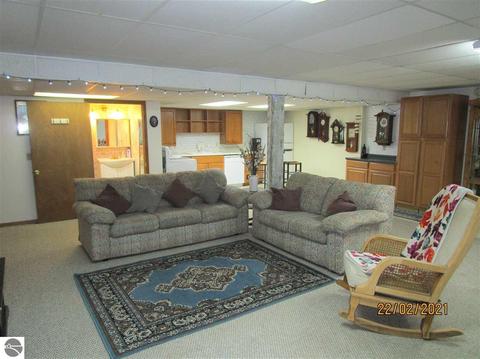 341 E Pleasant Valley Rd, Shepherd, MI 48883 photo 16