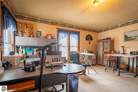 124 E Wright Ave, Shepherd, MI 48883 photo 25