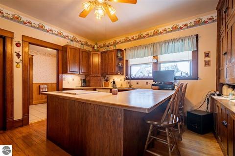 124 E Wright Ave, Shepherd, MI 48883 photo 15