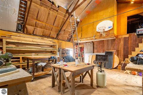 124 E Wright Ave, Shepherd, MI 48883 photo 64