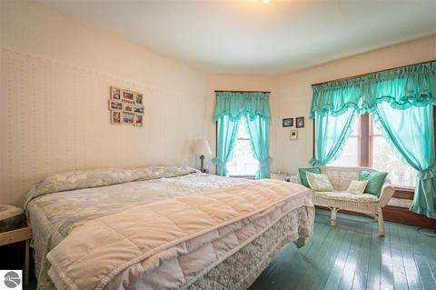 124 E Wright Ave, Shepherd, MI 48883 photo 24