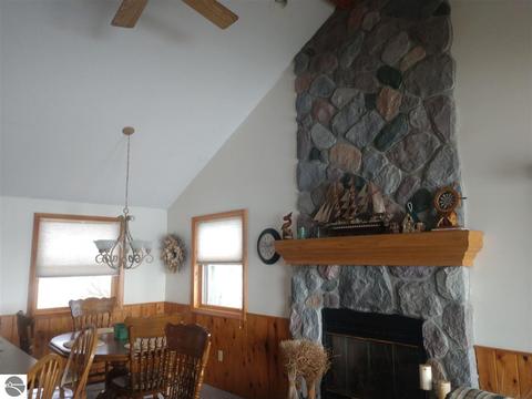126 N Huron, Au Gres, MI 48703 photo 14