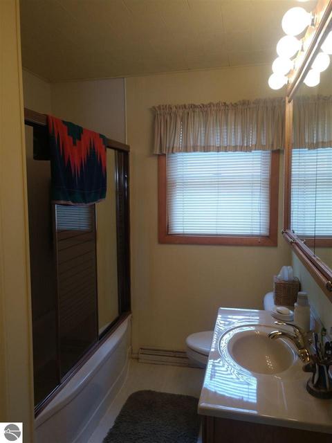 126 N Huron, Au Gres, MI 48703 photo 25