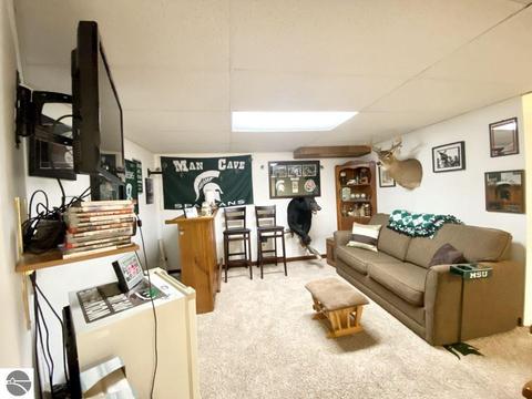 229 Fleming Dr, Alma, MI 48801 photo 21