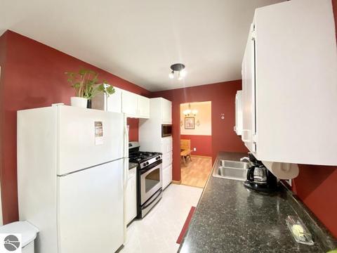 229 Fleming Dr, Alma, MI 48801 photo 10