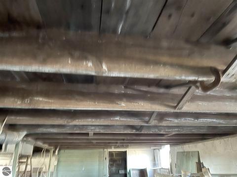 652 W M-61, Standish, MI 48658 photo 27