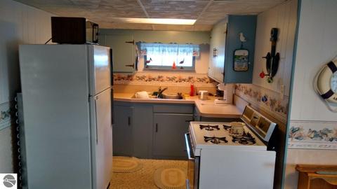 162 N Huron, Au Gres, MI 48703 photo 5