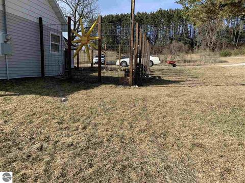 8040 E 12 Rd, Manton, MI 49663 photo 14