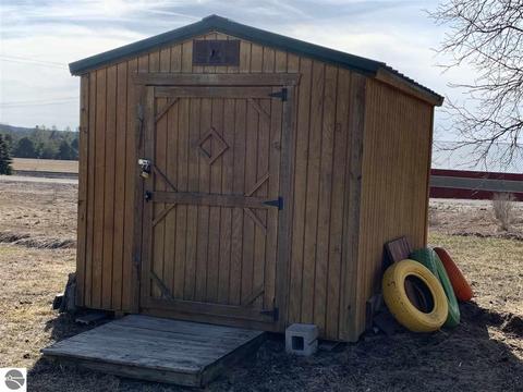 8040 E 12 Rd, Manton, MI 49663 photo 20