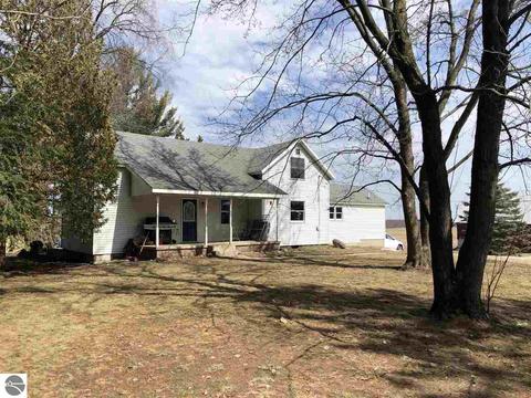 9200 W Geers Rd, Mcbain, MI 49657 photo 1