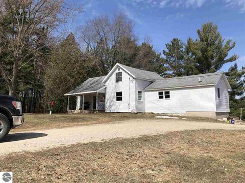 9200 W Geers Rd, Mcbain, MI 49657 photo 2