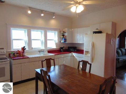 3569 E Polk Rd, Ithaca, MI 48847 photo 9