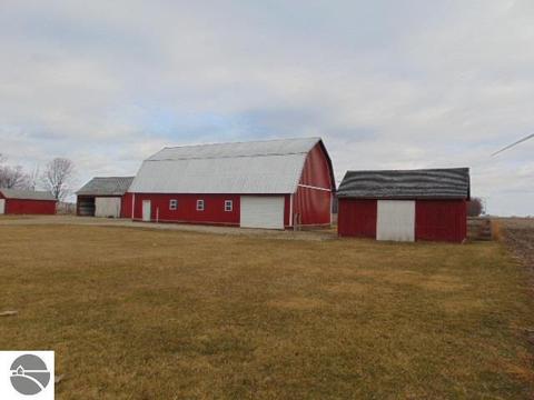 3569 E Polk Rd, Ithaca, MI 48847 photo 62