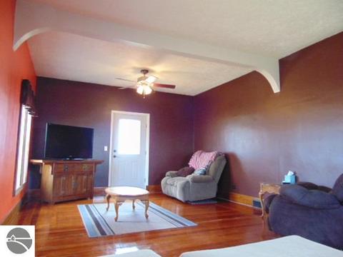 3569 E Polk Rd, Ithaca, MI 48847 photo 16