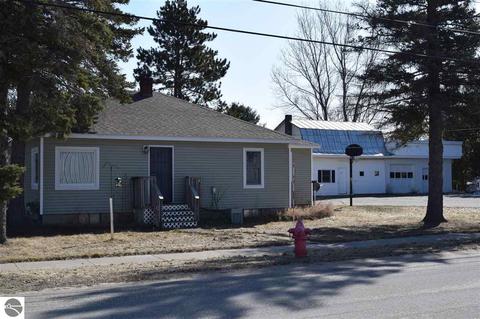 609 S Maple, Manton, MI 49663 photo 1