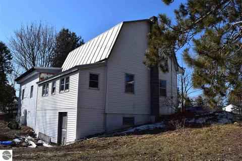 609 S Maple, Manton, MI 49663 photo 20