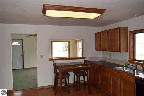 609 S Maple, Manton, MI 49663 photo 21