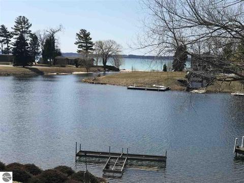 6642 E Harbor Dr, Elk Rapids, MI 49629 photo 15
