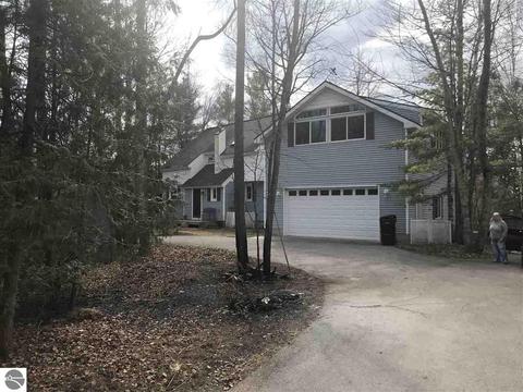 6642 E Harbor Dr, Elk Rapids, MI 49629 photo 7