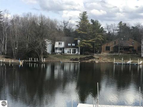 6642 E Harbor Dr, Elk Rapids, MI 49629 photo 8